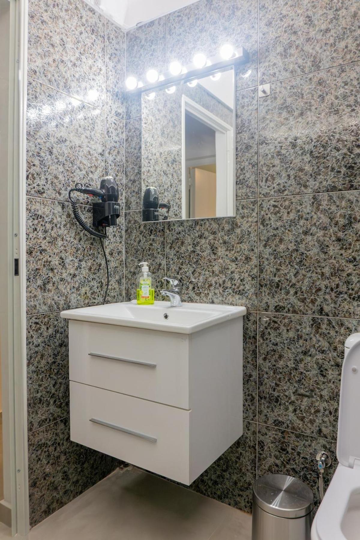 50 Steps Metro Kato Patisia Renovated Athens Apt Exterior foto