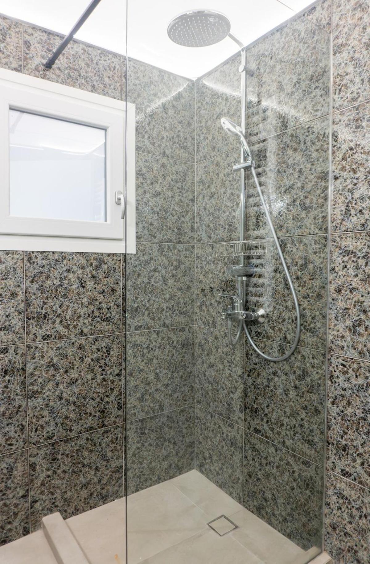 50 Steps Metro Kato Patisia Renovated Athens Apt Exterior foto