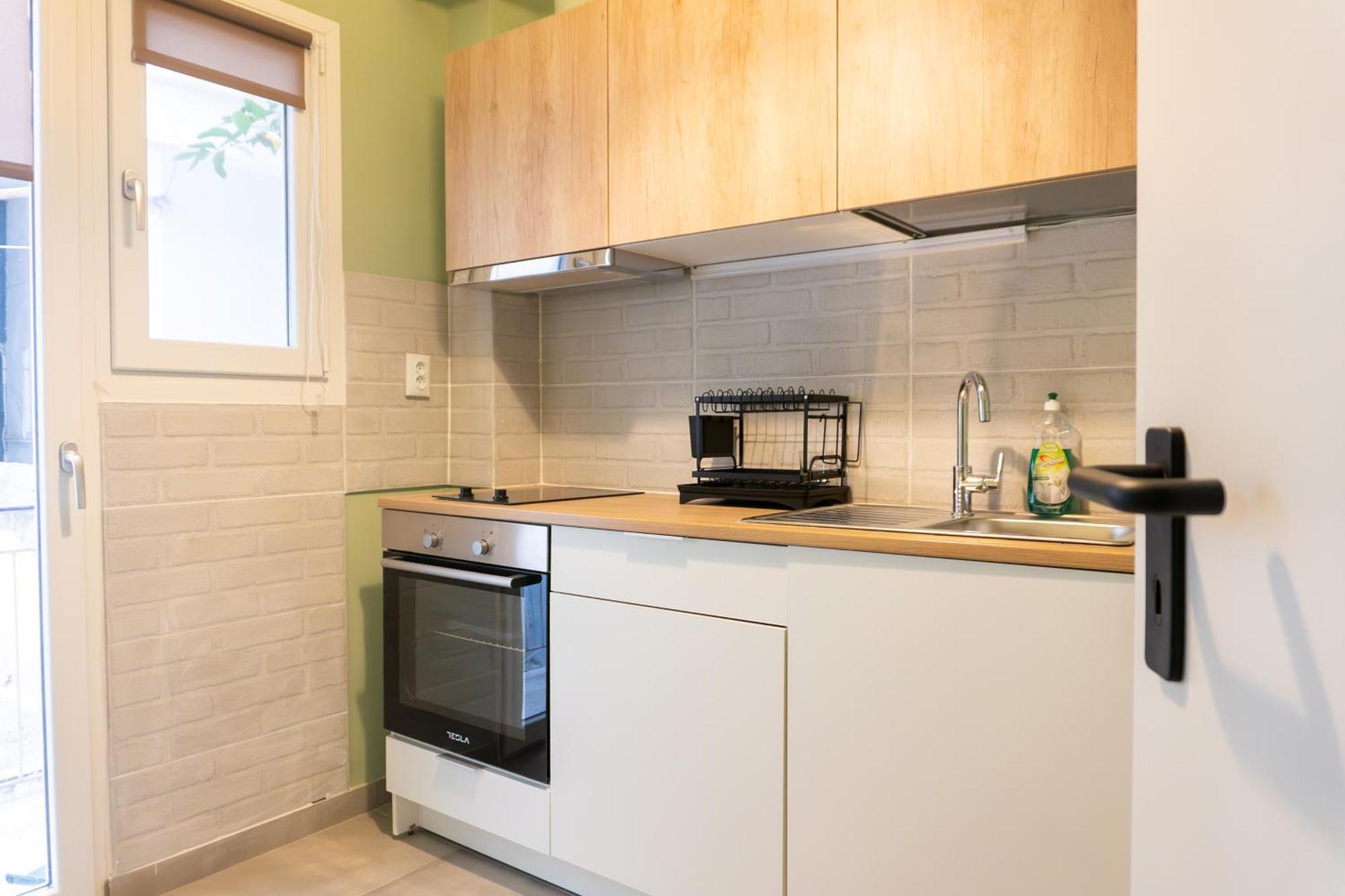 50 Steps Metro Kato Patisia Renovated Athens Apt Exterior foto