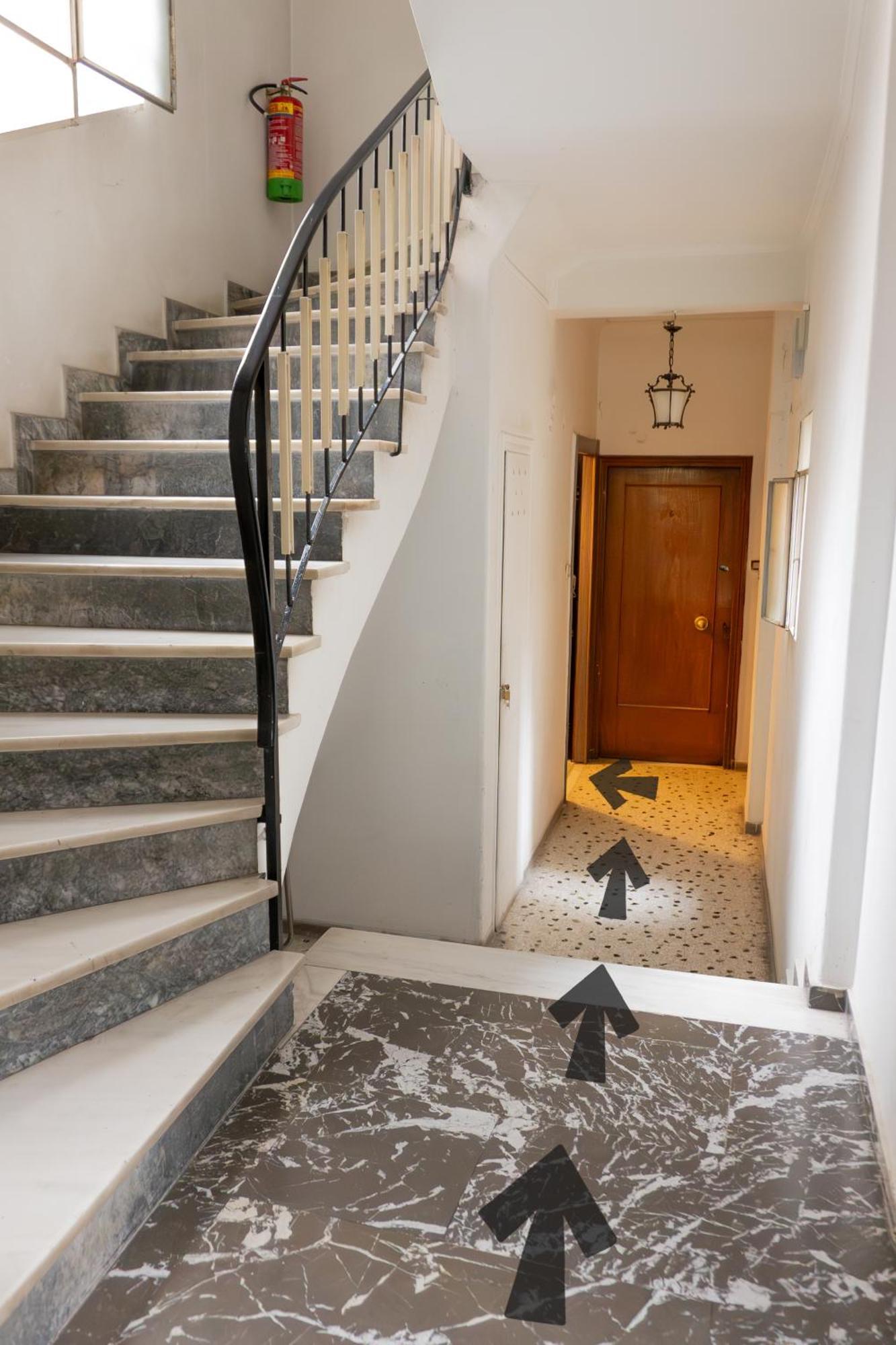 50 Steps Metro Kato Patisia Renovated Athens Apt Exterior foto
